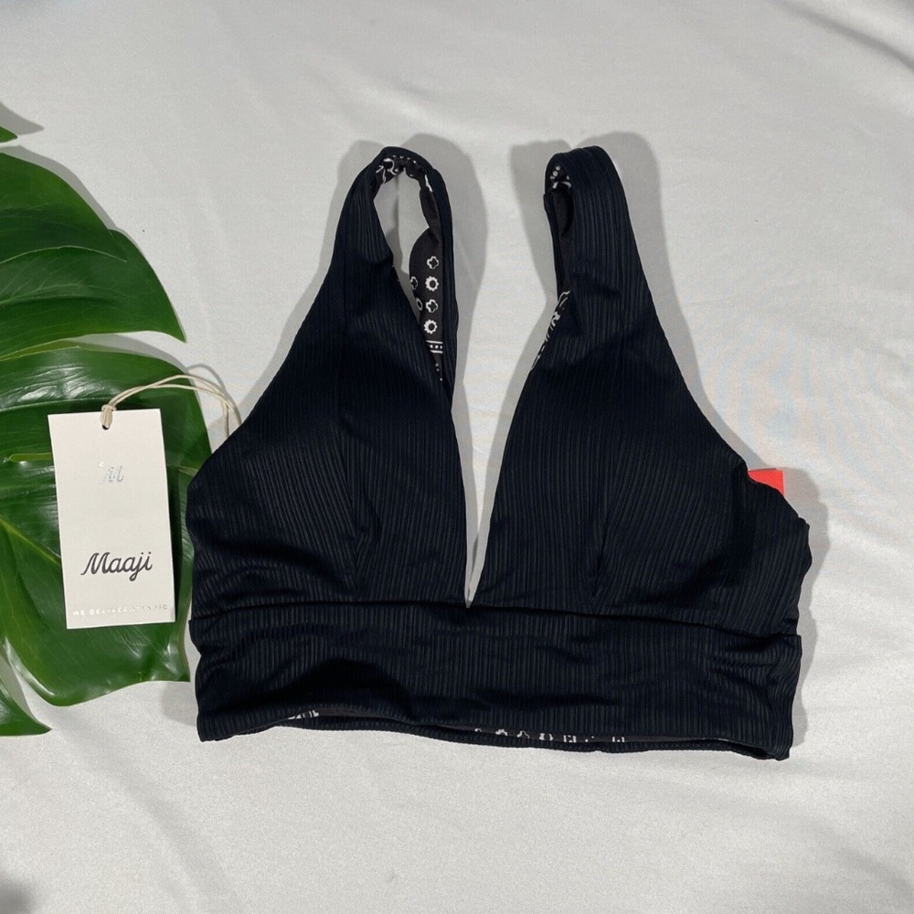 NWT Maaji [ Small‎ ] Ribbed Longline Bikini Top in Black/White